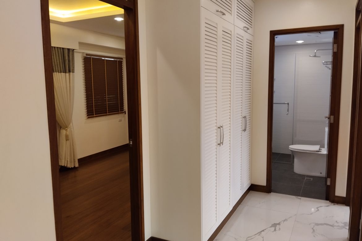 4 Bedroom Condo for Sale in Brio Tower, Guadalupe Viejo, Makati City near MRT-3 Guadalupe – photo 8