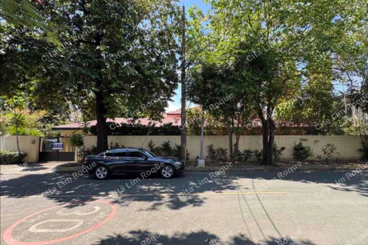 4 Bedroom Condo for Sale in Dasmariñas North, Makati City near MRT-3 Magallanes – photo 14