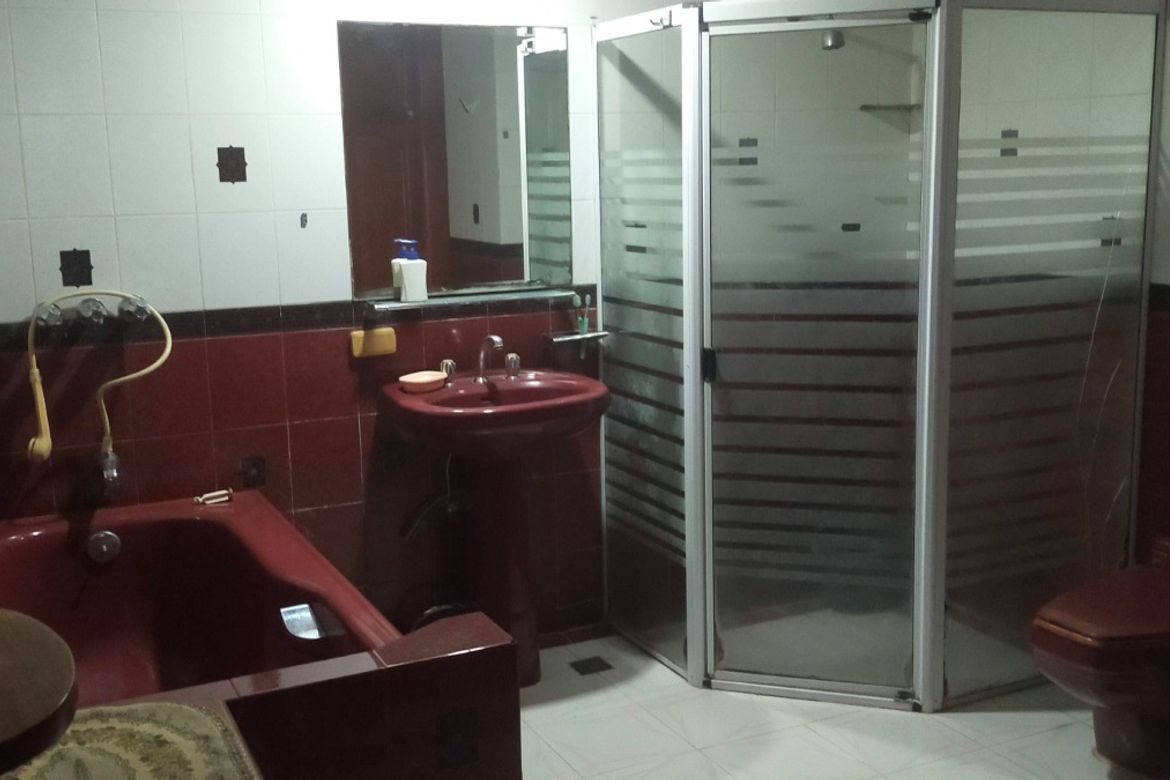 4 Bedroom Condo for Sale in Don Galo, Parañaque, Metro Manila – photo 4
