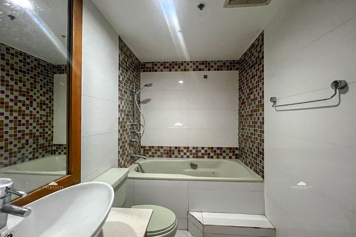 4 Bedroom Condo for Sale in Don Galo, Parañaque, Metro Manila – photo 8
