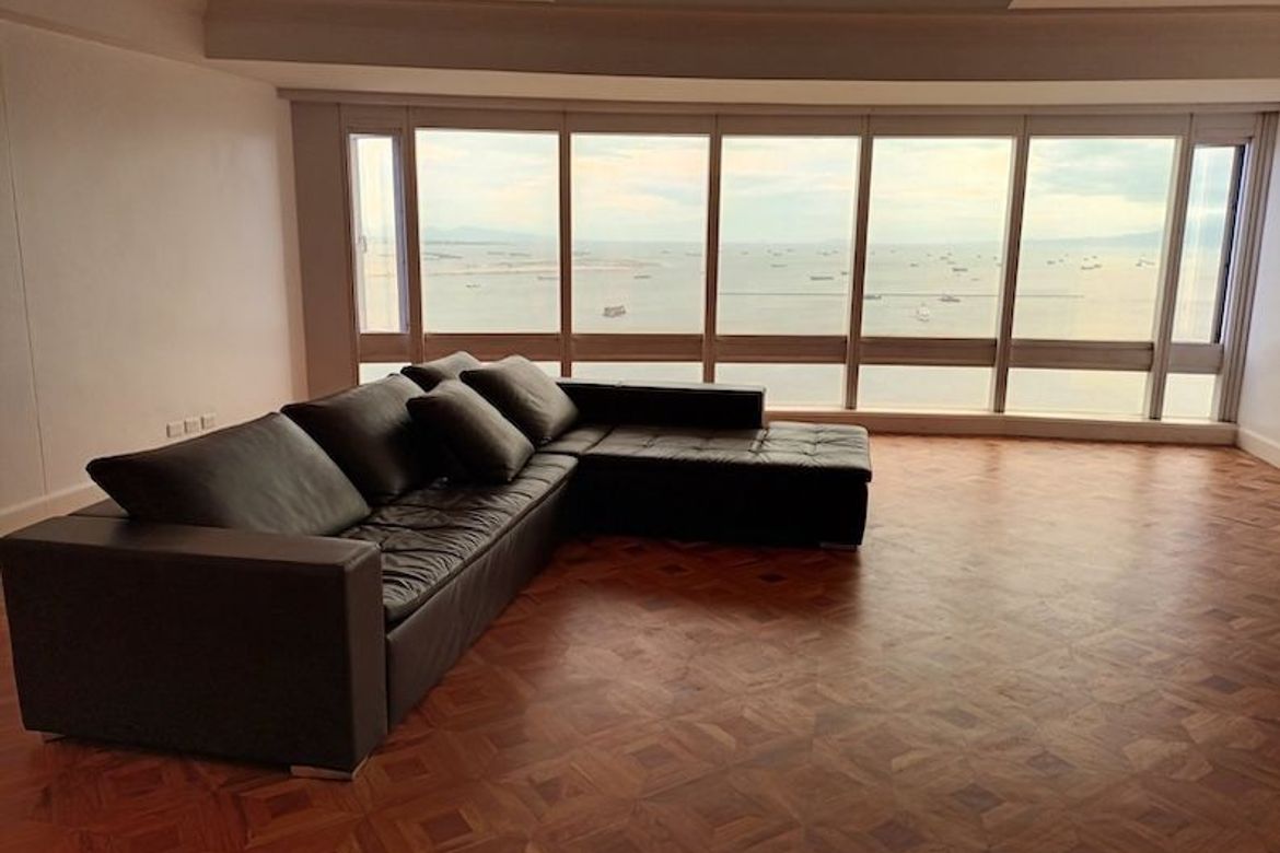 4 Bedroom Condo for Sale in Ermita, Manila, Metro Manila near LRT-1 Pedro Gil – photo 3