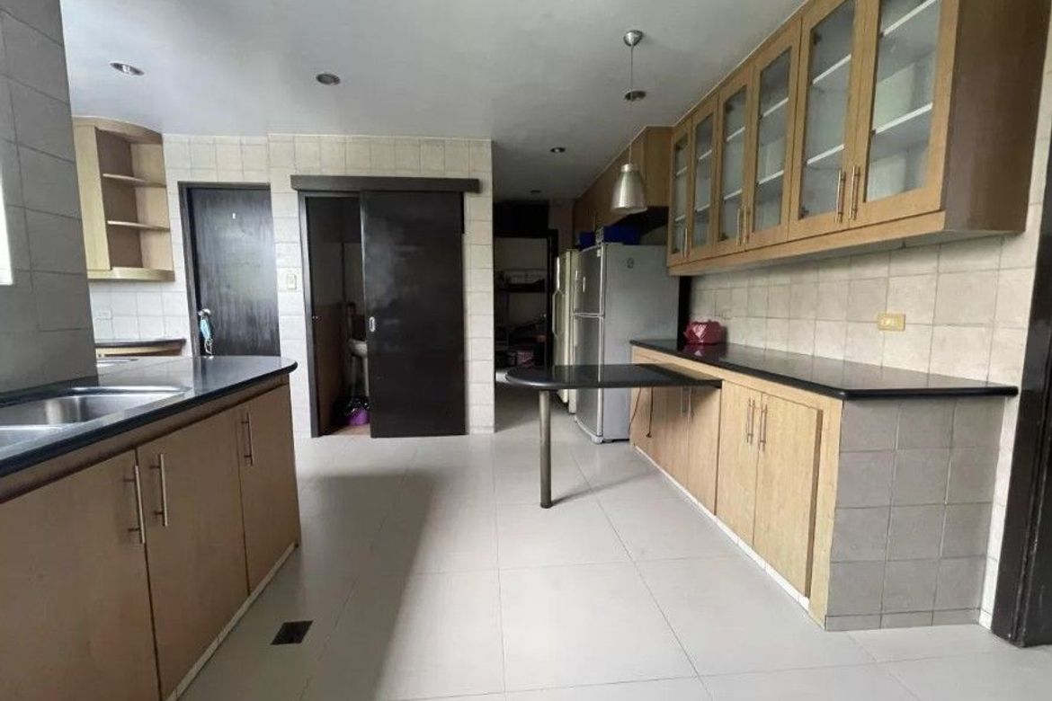 4 Bedroom Condo for Sale in Kaunlaran, Quezon City, Metro Manila near MRT-3 Araneta Center-Cubao – photo 7