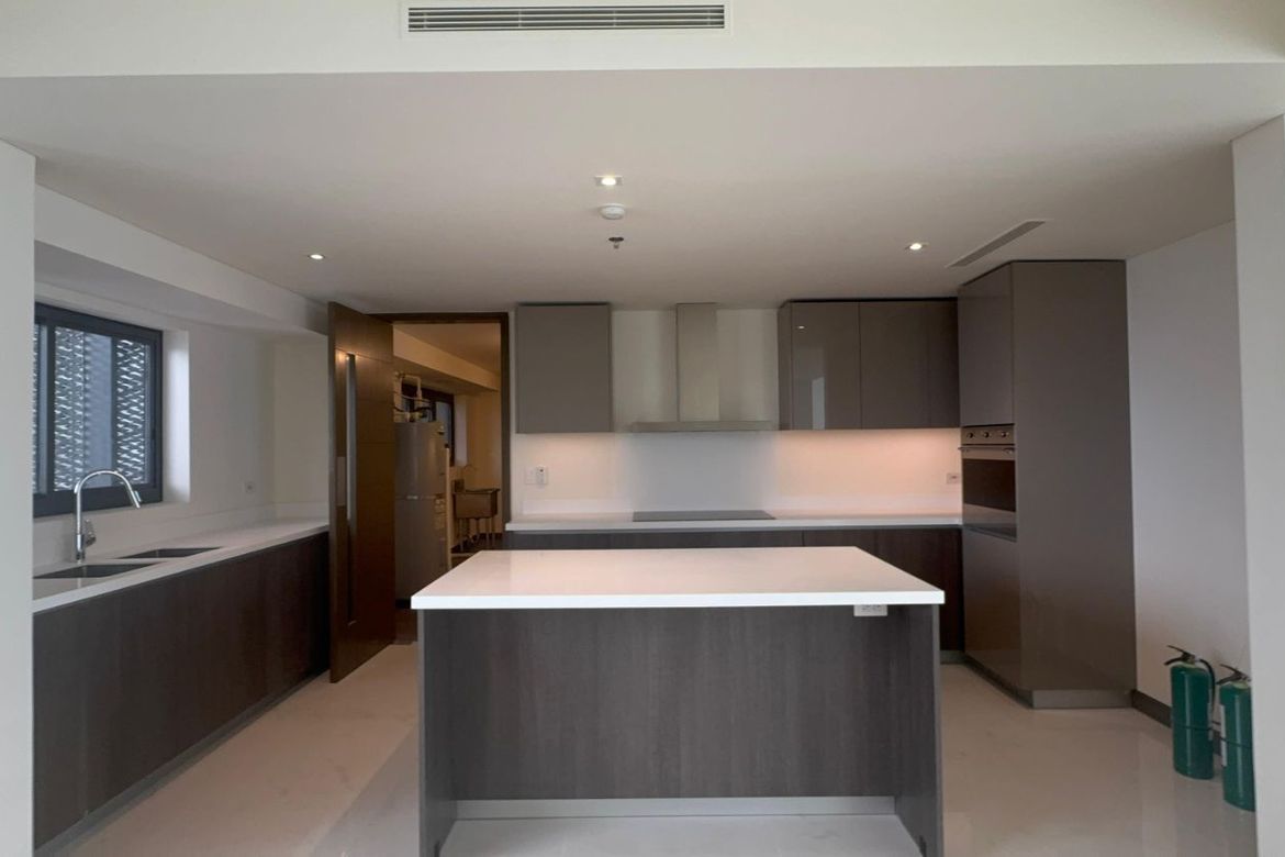 4 Bedroom Condo for Sale in Park Central Towers, Urdaneta, Makati, Metro Manila near MRT-3 Ayala – photo 5