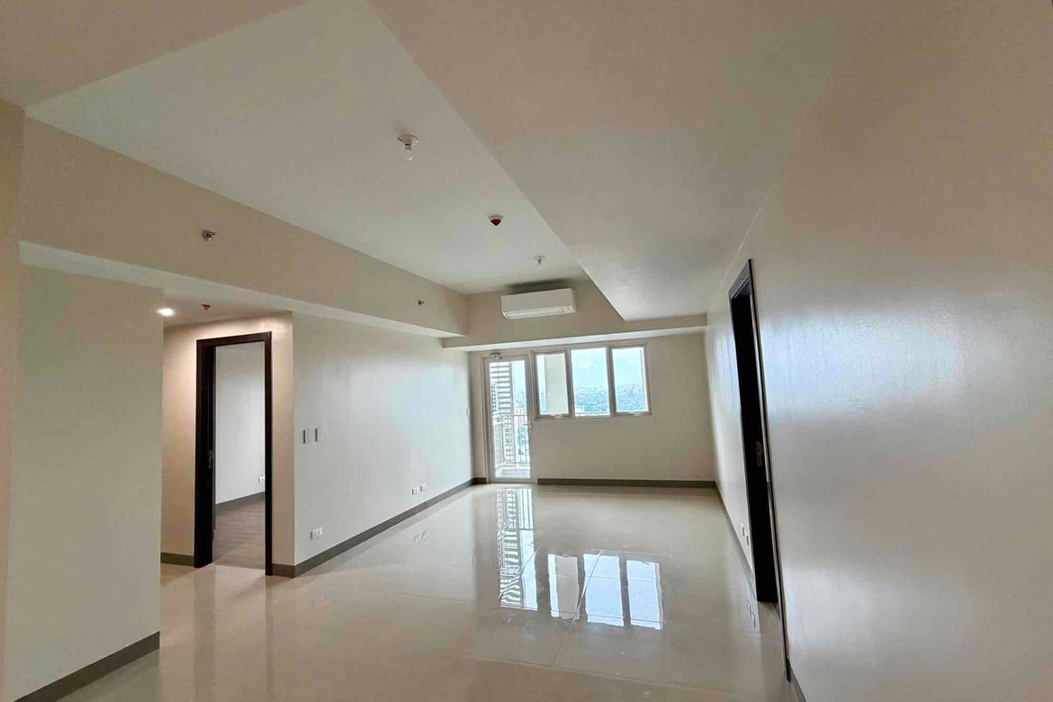4 Bedroom Condo for Sale in Park McKinley West, BGC, Taguig – photo 8