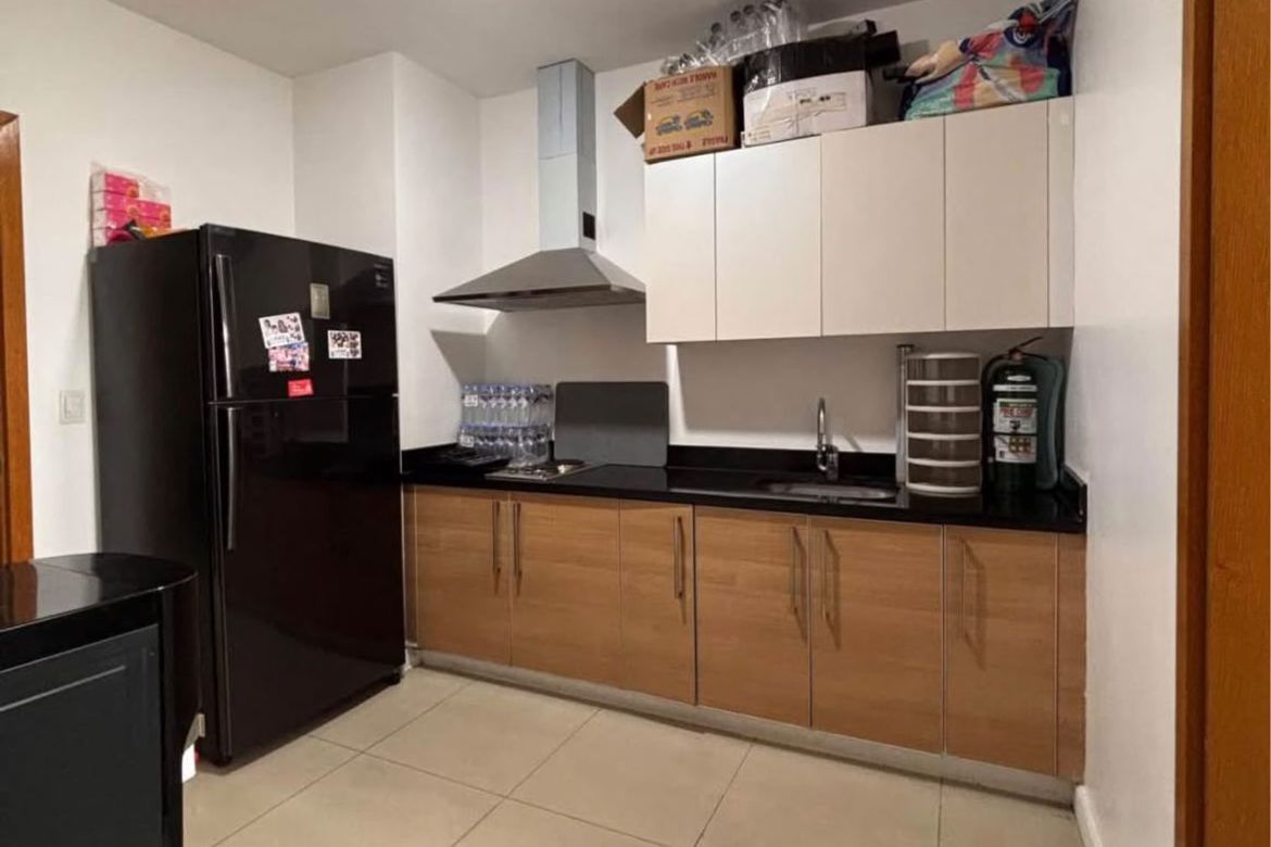 4 Bedroom Condo for Sale in Park Terraces, San Lorenzo, Makati, Metro Manila near MRT-3 Ayala – photo 4