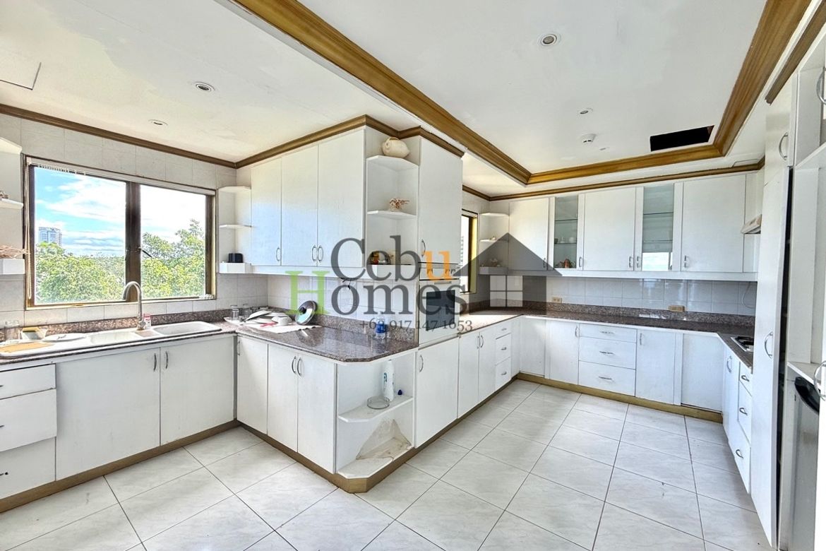 4 Bedroom Condo for Sale in Punta Engaño, Lapu-Lapu, Cebu – photo 4