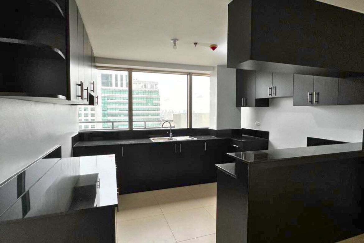 4 Bedroom Condo for Sale in Socorro, Quezon City, Metro Manila near LRT-2 Araneta Center-Cubao – photo 6