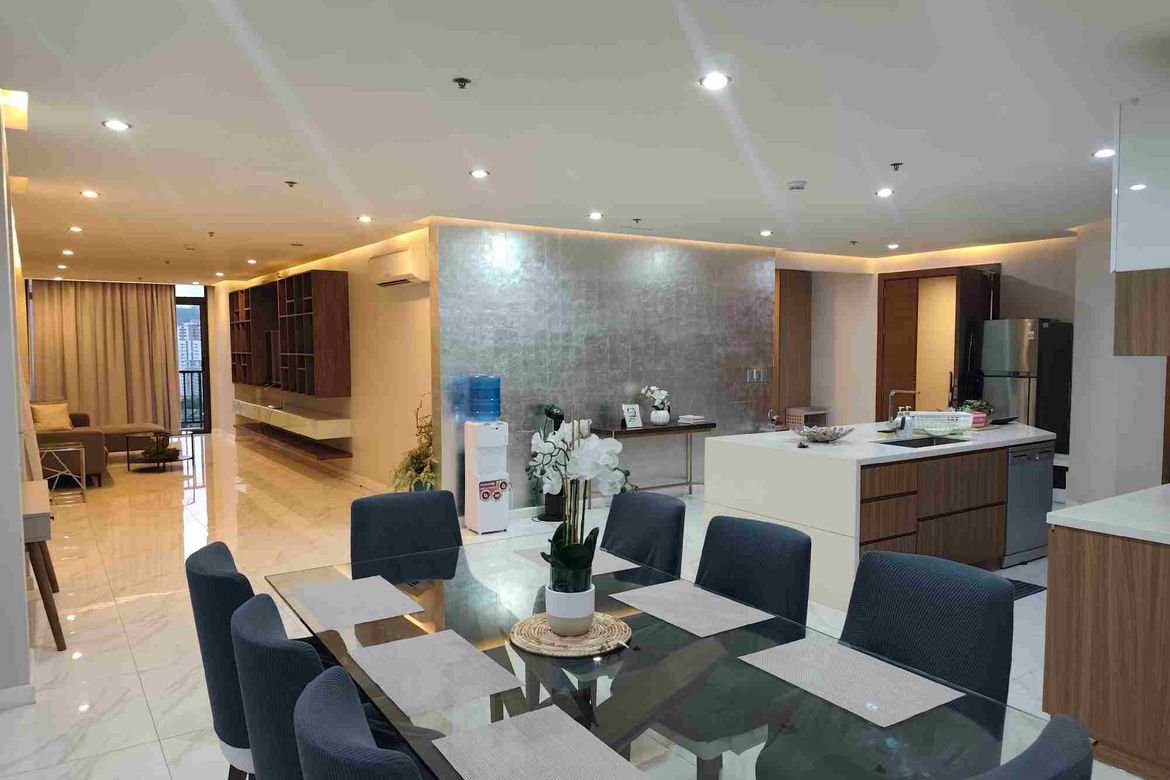4 Bedroom Condo for Sale in Sundance Residences, Guadalupe, Cebu City, Cebu