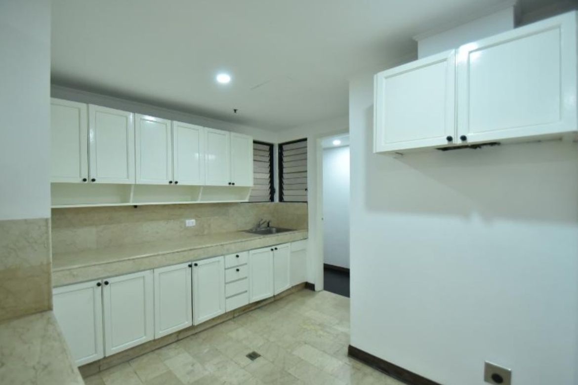 4 Bedroom Condo for Sale in Tambo, Parañaque, Metro Manila – photo 4