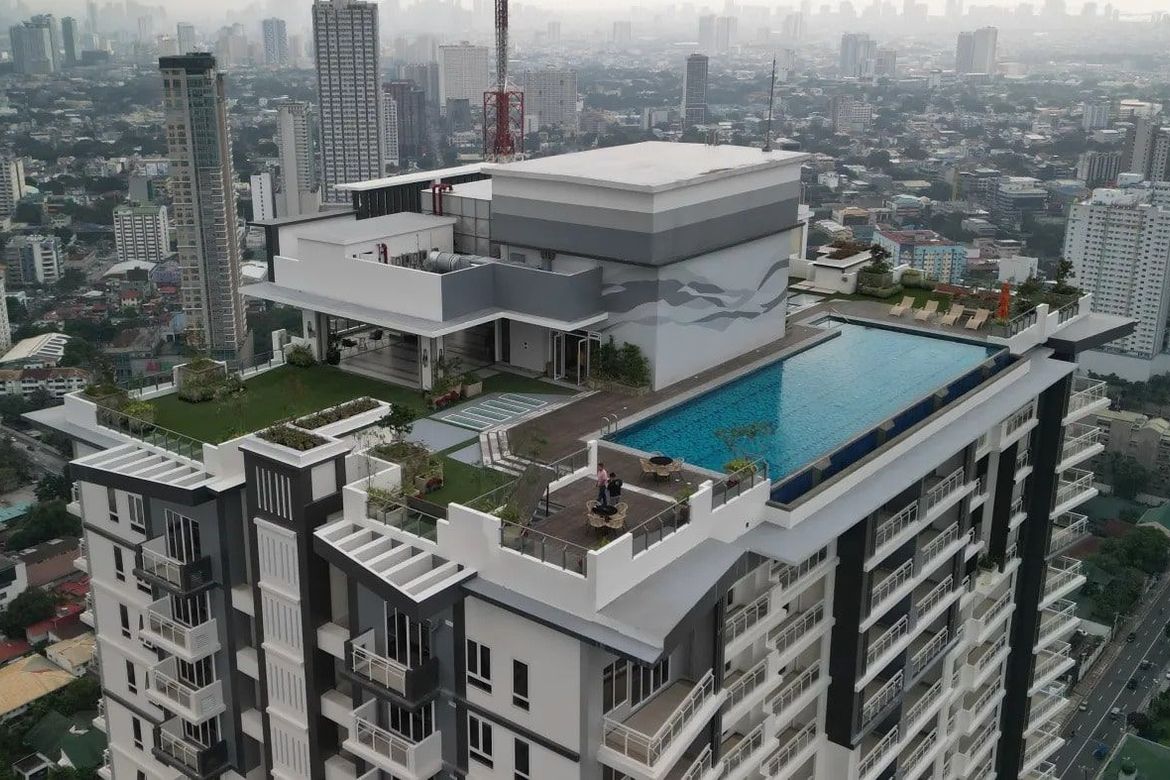 4 Bedroom Condo for Sale in The Crestmont, South Triangle, Quezon City, Metro Manila near MRT-3 Quezon Avenue – photo 6