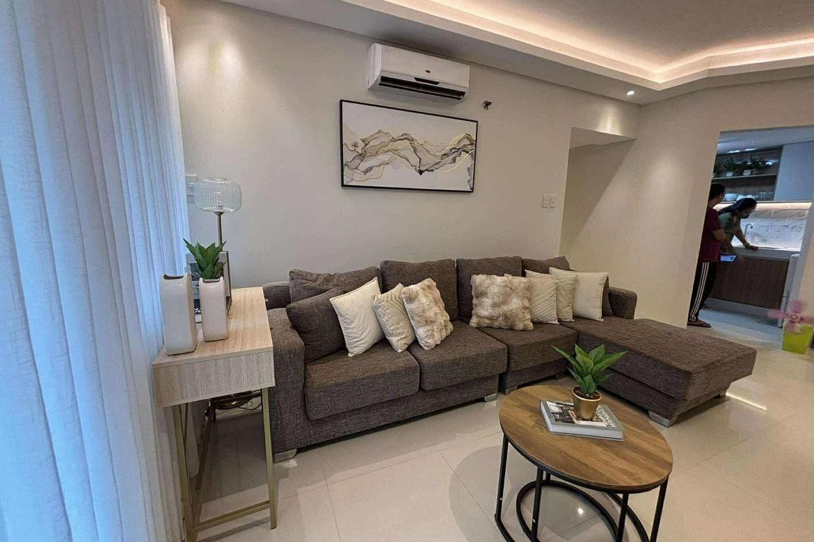 4 Bedroom Condo for Sale in The Parkside Villas, Barangay 183, Pasay, Metro Manila
