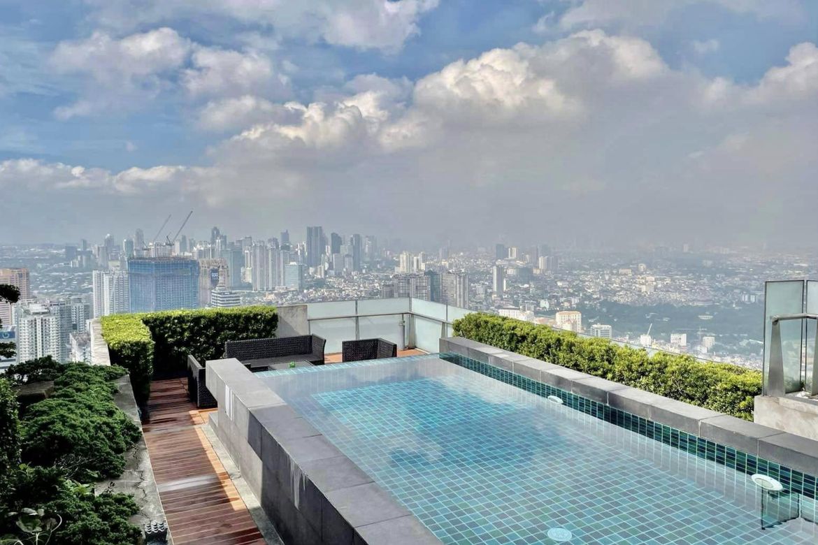 4 Bedroom Condo for Sale in The St. Francis Shangri-La Place, Wack-Wack Greenhills, Mandaluyong, Metro Manila near MRT-3 Shaw Boulevard – photo 3