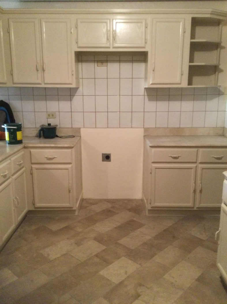 4-Bedroom Condo Unit for Sale in San Nicolas, Manila – photo 32