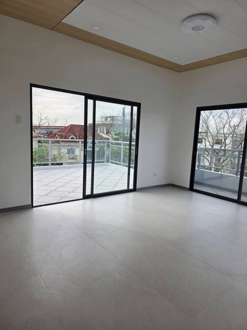 RFO 4-Bedroom Duplex House and Lot for Sale in Grand Centennial Homes, Kawit, Cavite – photo 11