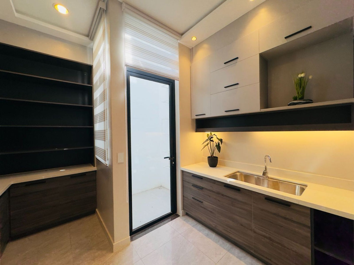 4-Bedroom E-Home Townhouse with Pool for Sale near Quezon Avenue, Santa Cruz, Quezon City – photo 18