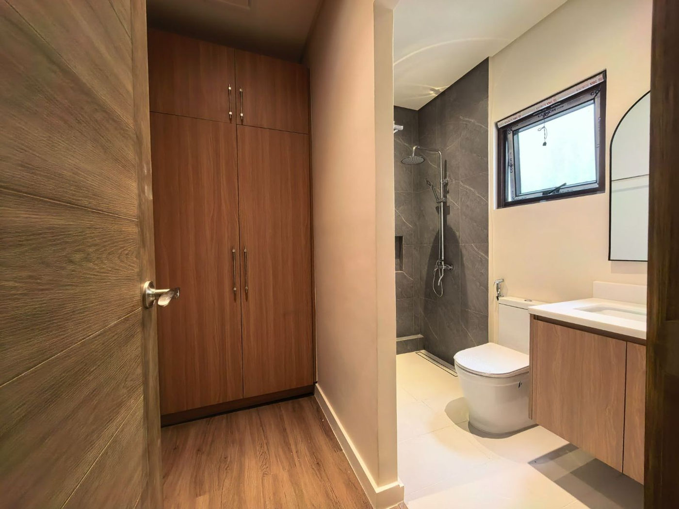 4-Bedroom End-Unit Townhouse for Sale in New Zañiga, Mandaluyong, Metro Manila – photo 14