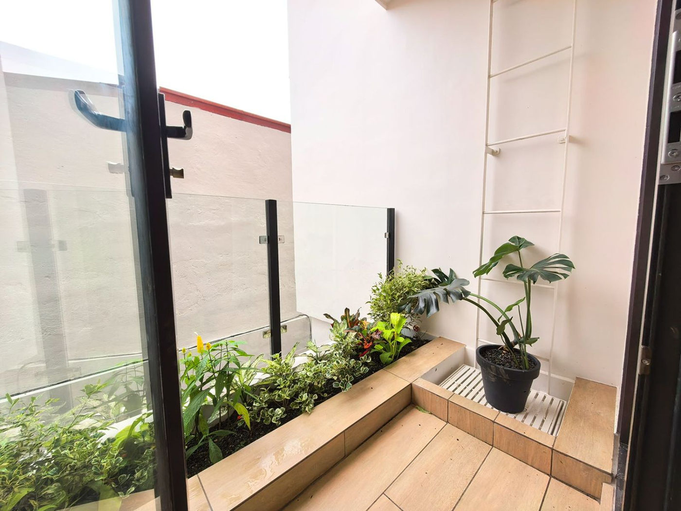 4-Bedroom End-Unit Townhouse for Sale in New Zañiga, Mandaluyong, Metro Manila – photo 20