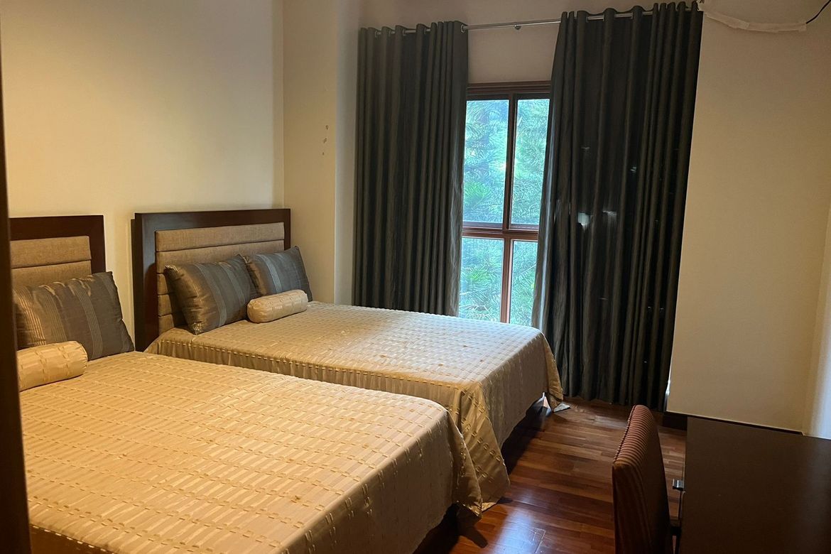 4 Bedroom Hotel / Resort for Sale in The Woodridge at Tagaytay Highlands, Calabuso, Tagaytay, Cavite – photo 7