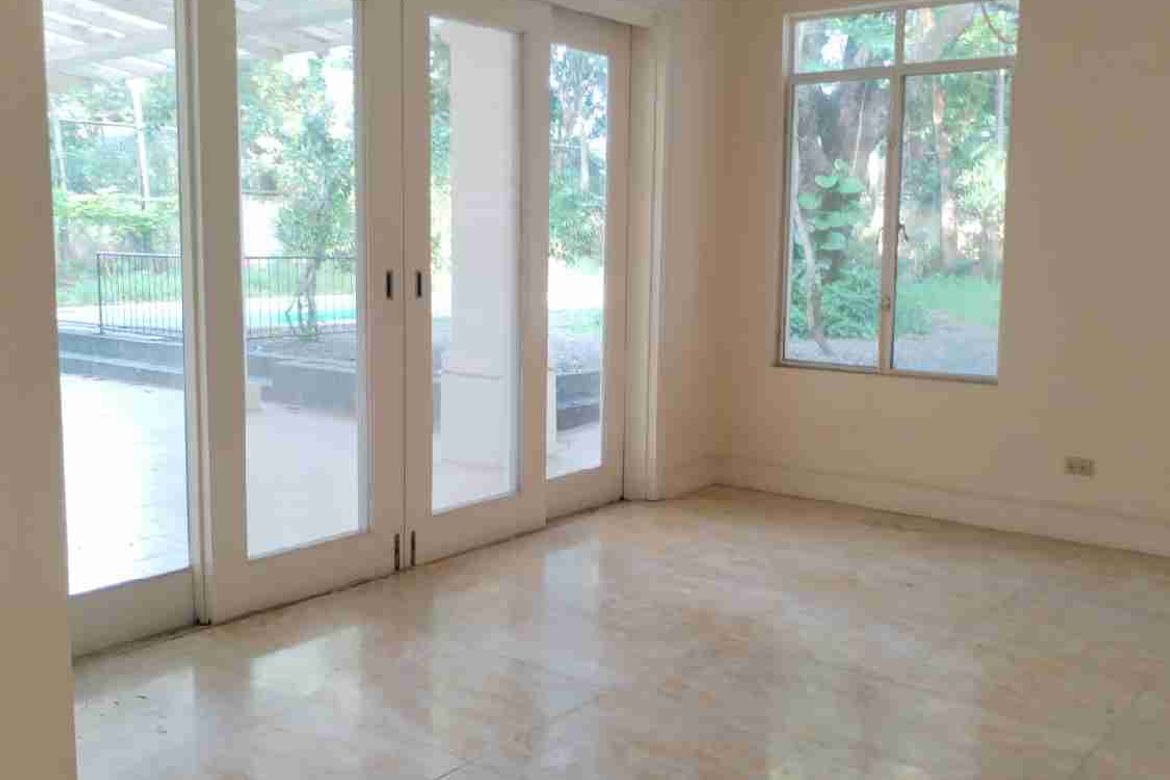 4 Bedroom House for Rent in Alabang, Muntinlupa, Metro Manila