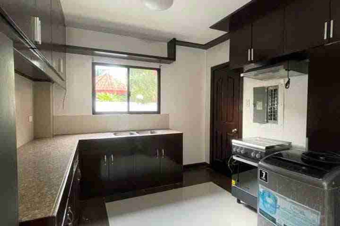 4 Bedroom House for Rent in Alfonso Angliongto S, Davao City, Davao del Sur
