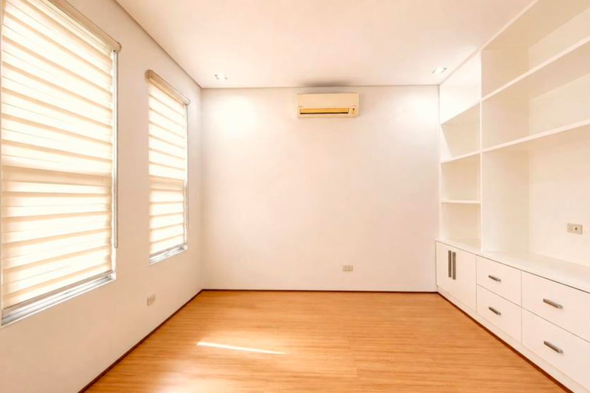 4 Bedroom House for Rent in BF Homes, Parañaque, Metro Manila photo 4