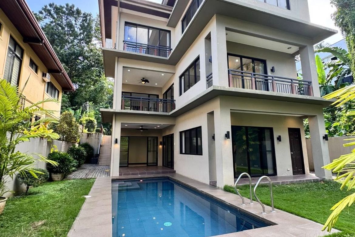 4 Bedroom House for Rent in Busay, Cebu City, Cebu