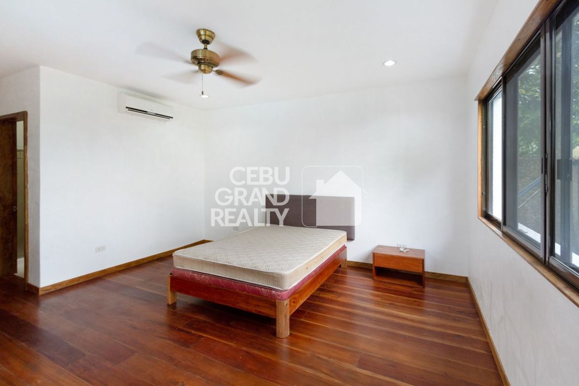 4 Bedroom House for Rent in Cabancalan, Mandaue, Cebu photo 7