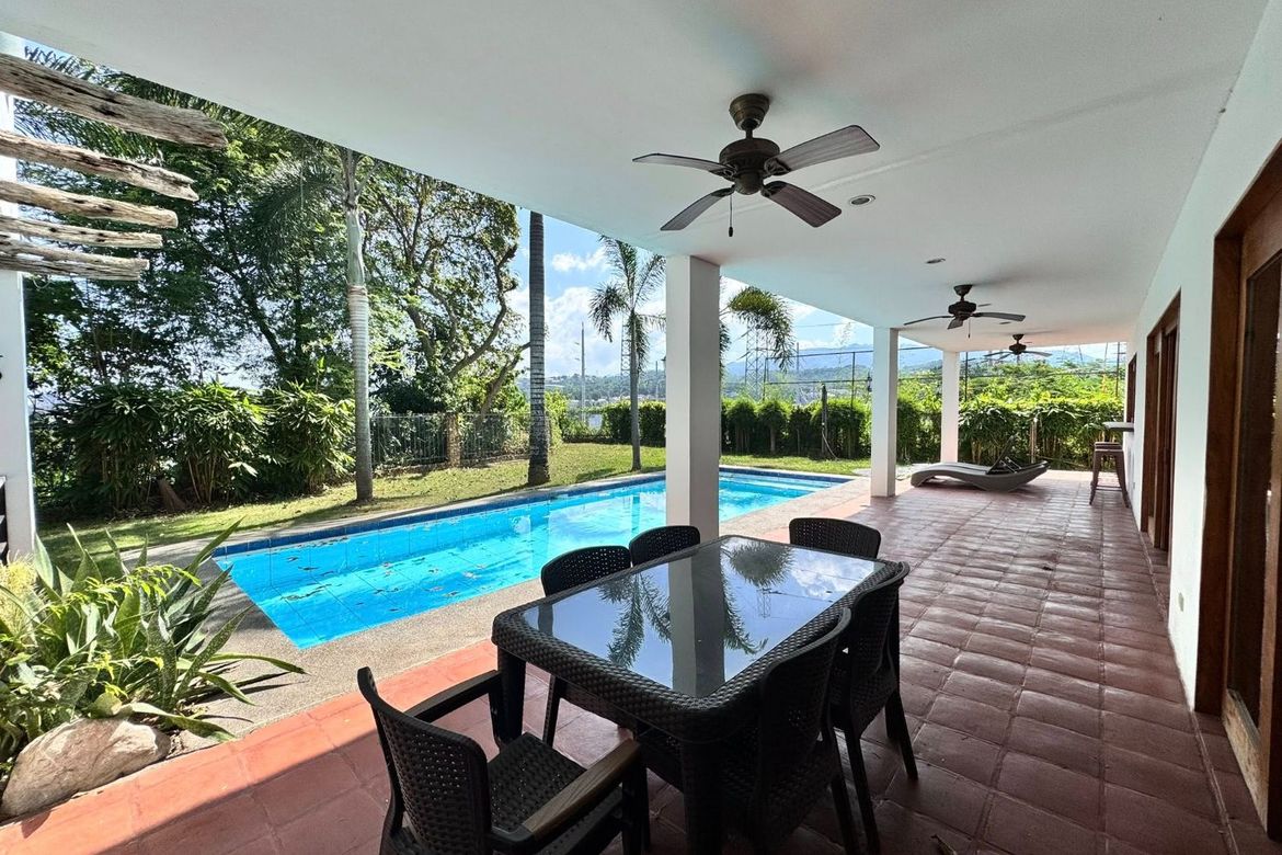 4 Bedroom House for Rent in Cabancalan, Mandaue, Cebu