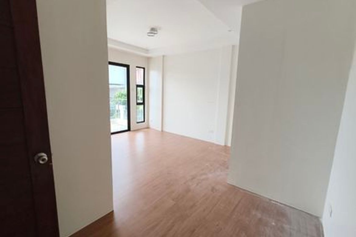 4 Bedroom House for Rent in Central, Quezon City, Metro Manila photo 6