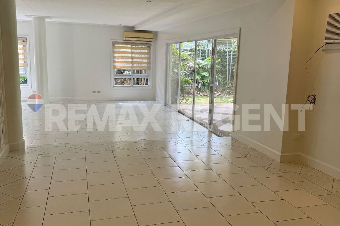 4 Bedroom House for Rent in Dasmariñas North, Makati, Metro Manila near MRT-3 Ayala photo 2