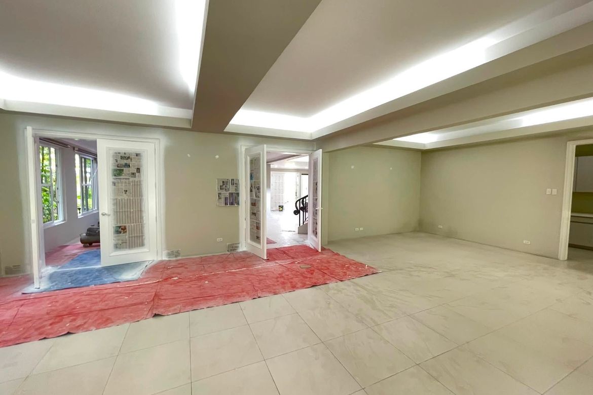 4 Bedroom House for Rent in Dasmariñas North, Makati, Metro Manila near MRT-3 Ayala photo 7