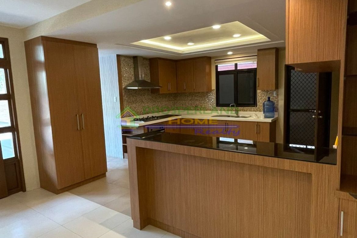 4 Bedroom House for Rent in Don Bosco, Parañaque, Metro Manila photo 4