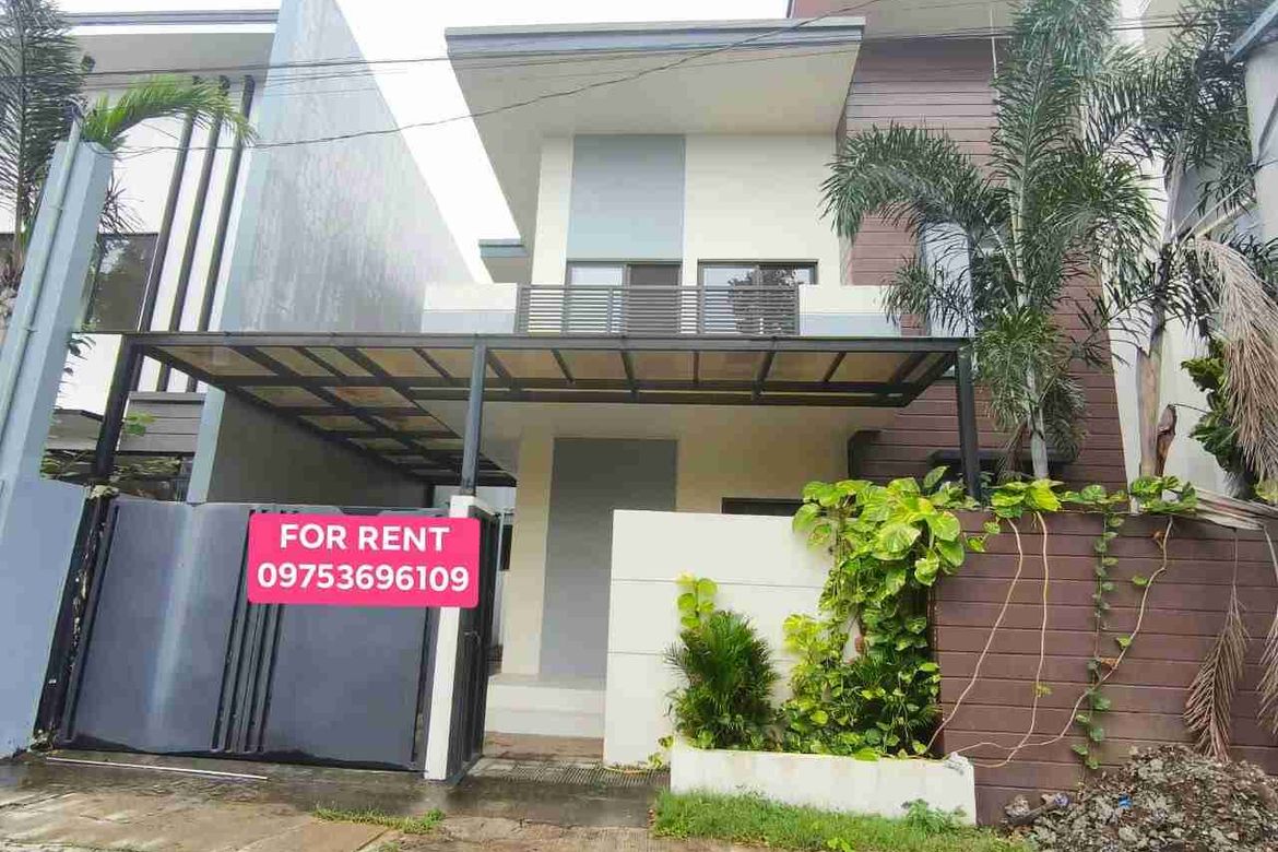 4 Bedroom House for Rent in Don Jose, Santa Rosa, Laguna