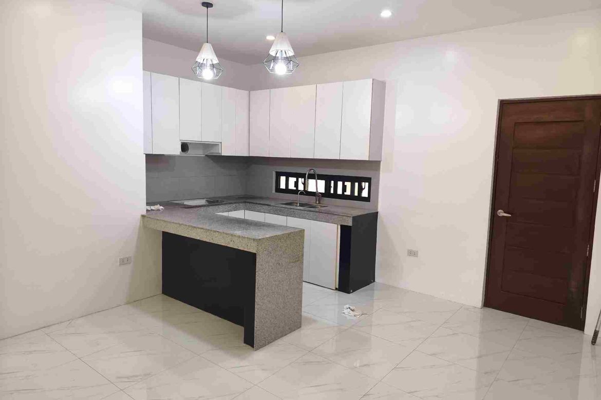 4 Bedroom House for Rent in Don Jose, Santa Rosa, Laguna photo 6