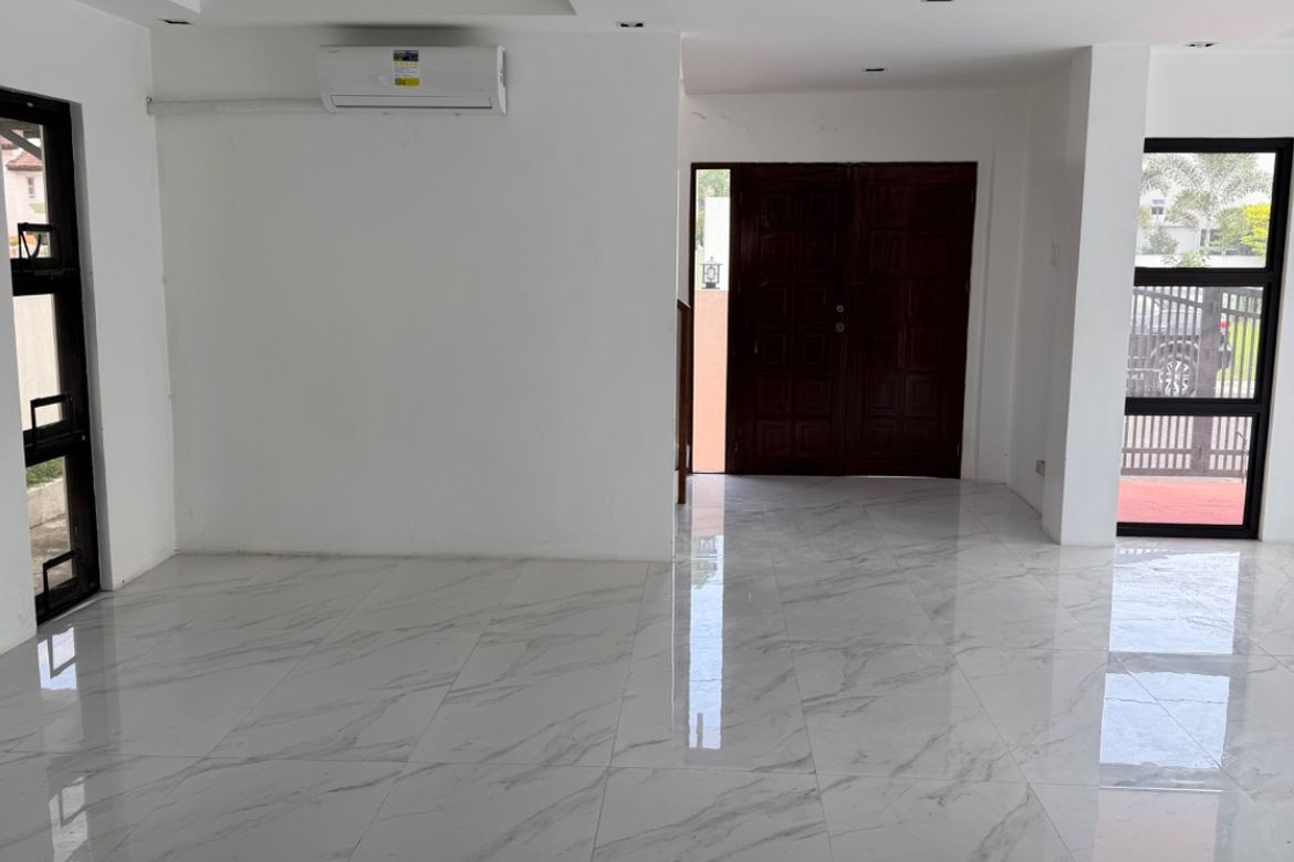 4 Bedroom House for Rent in Inchican, Silang, Cavite photo 2