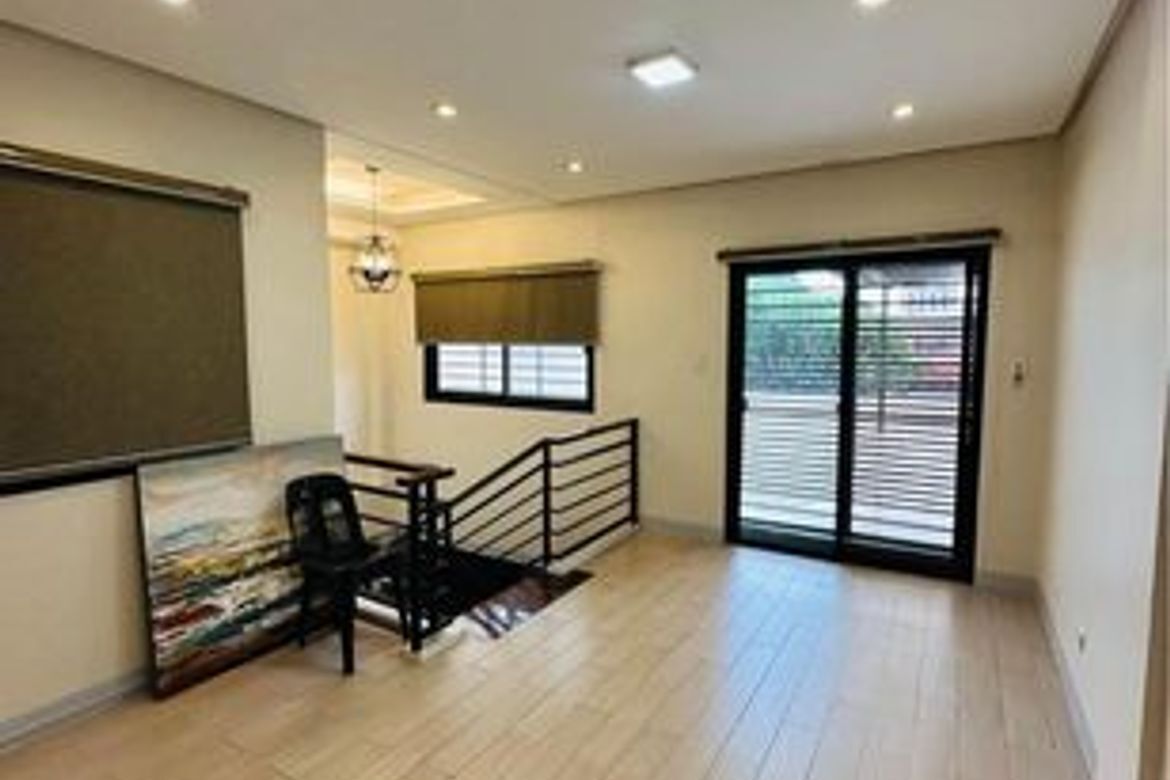 4 Bedroom House for Rent in Kapitolyo, Pasig, Metro Manila photo 8