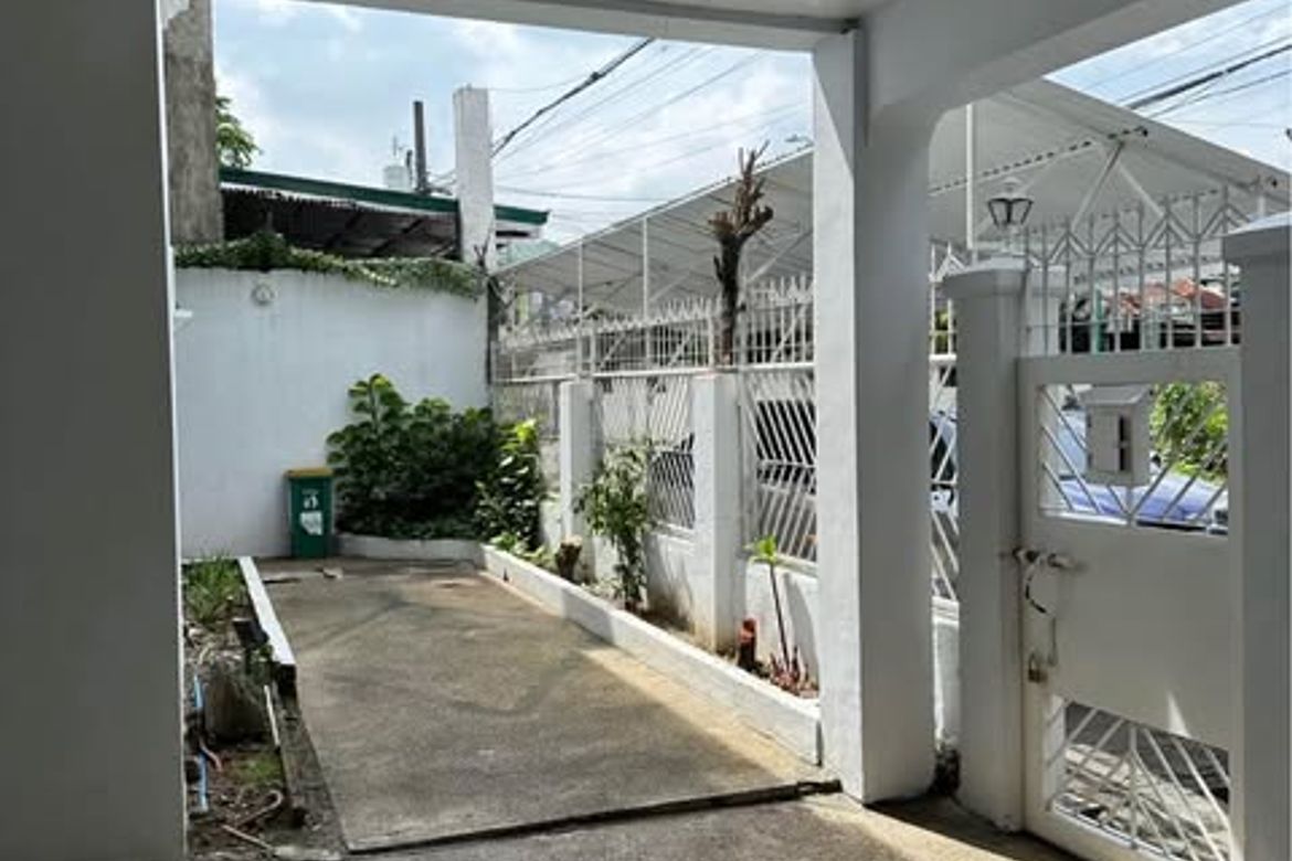 4 Bedroom House for Rent in Manggahan, Pasig, Metro Manila photo 3