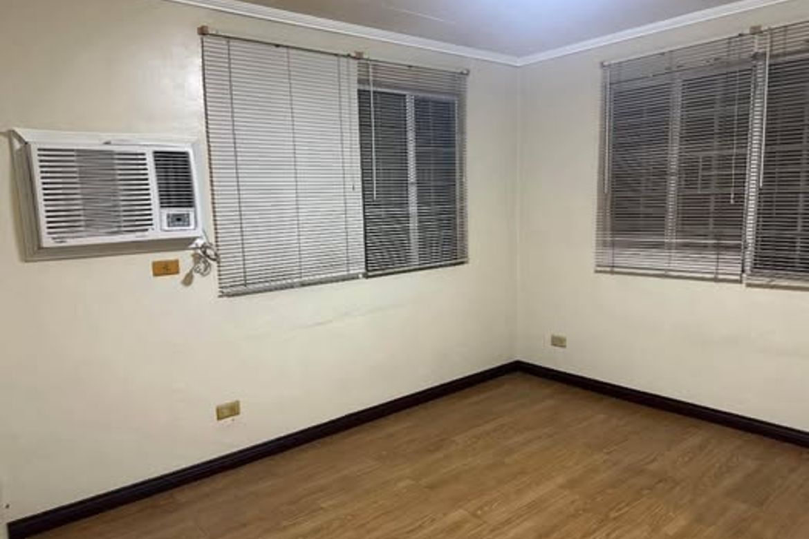 4 Bedroom House for Rent in Manggahan, Pasig, Metro Manila photo 8