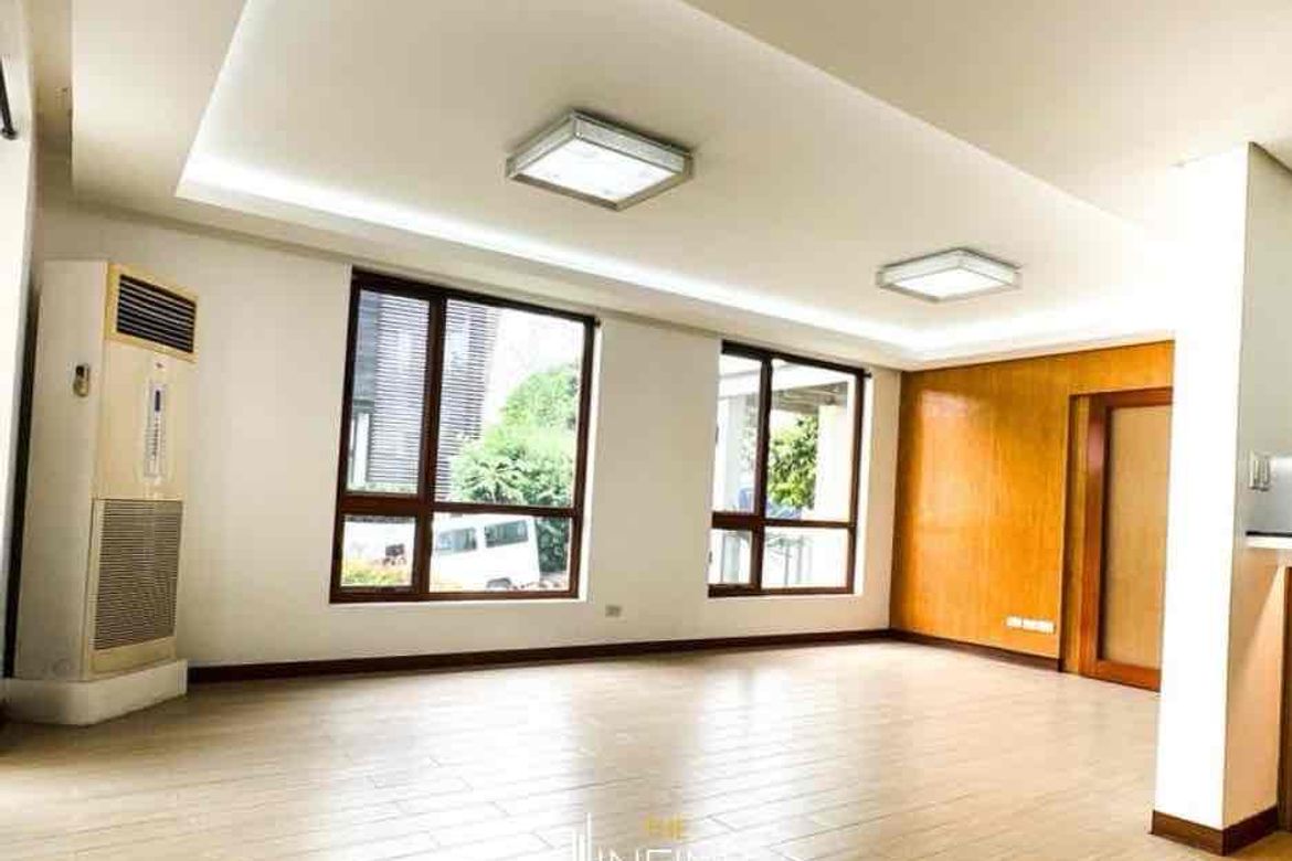 4 Bedroom House for Rent in McKinley Hill, Taguig, Metro Manila