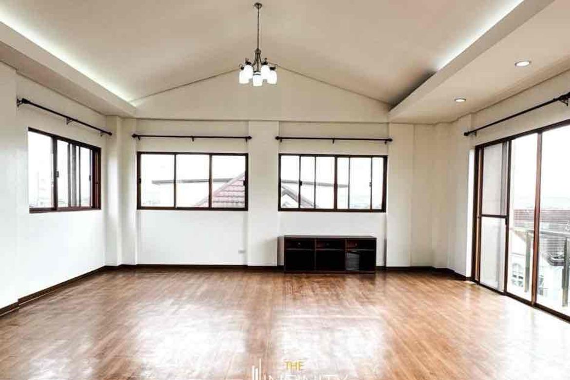 4 Bedroom House for Rent in McKinley Hill, Taguig, Metro Manila photo 8