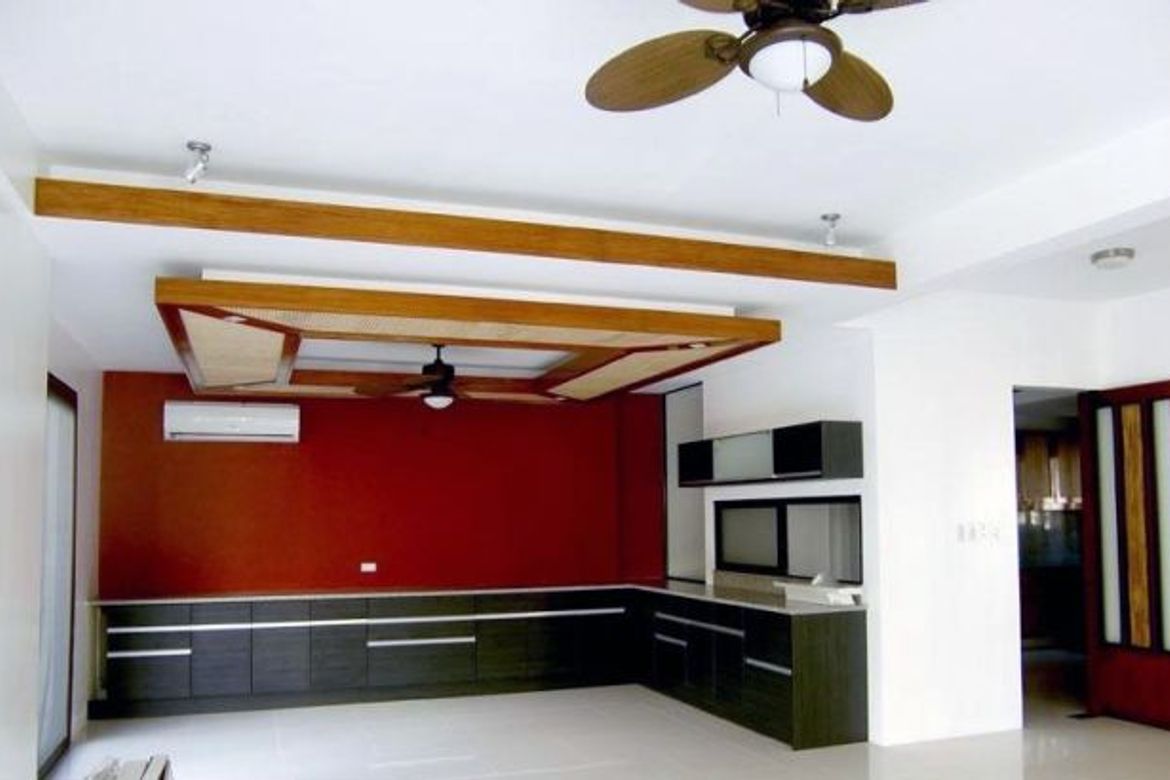 4 Bedroom House for Rent in McKinley Hill Village, McKinley Hill, Taguig, Metro Manila photo 2