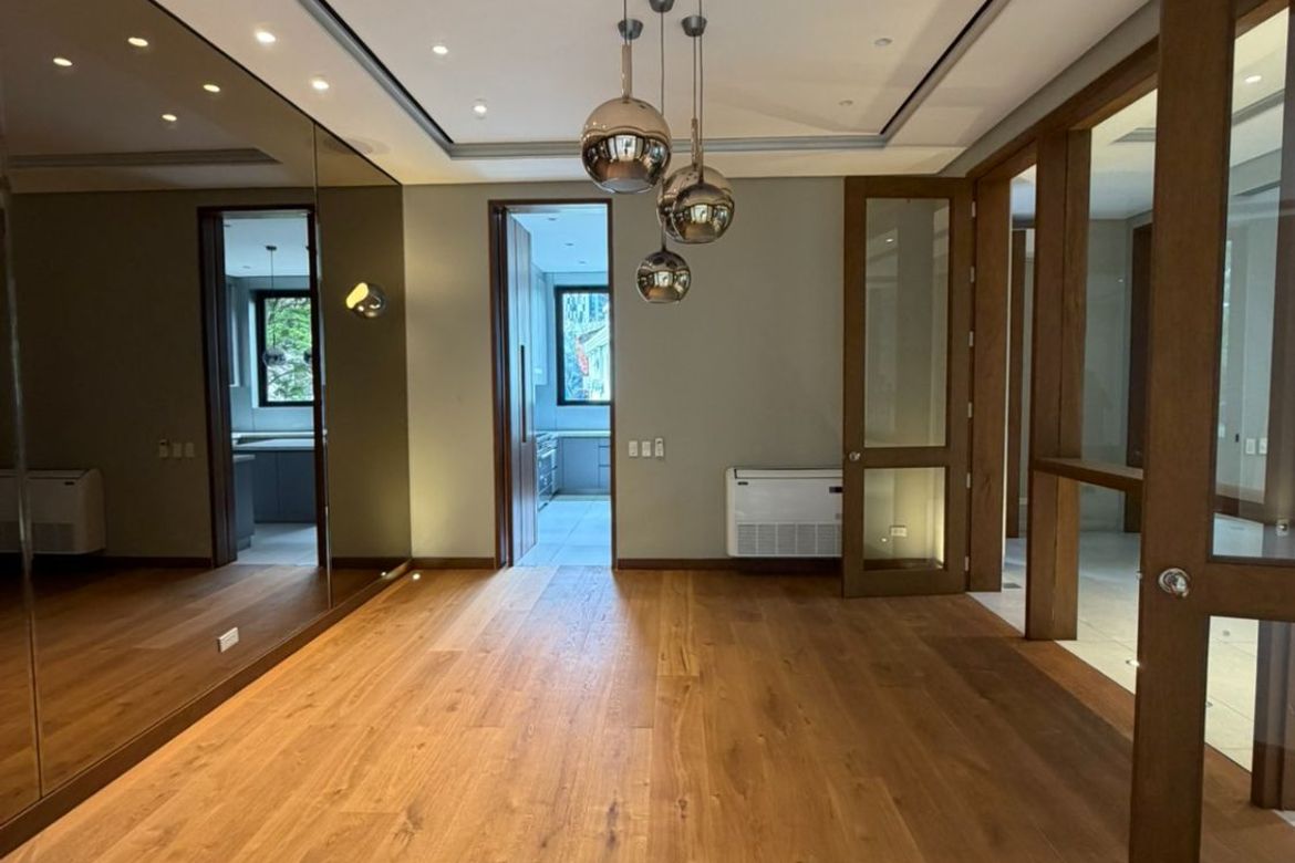 4 Bedroom House for Rent in Mckinley West Village, Pinagsama, Taguig, Metro Manila photo 7