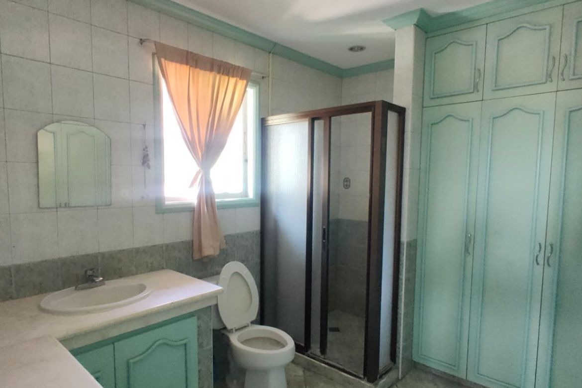 4 Bedroom House for Rent in Molino III, Bacoor, Cavite photo 7