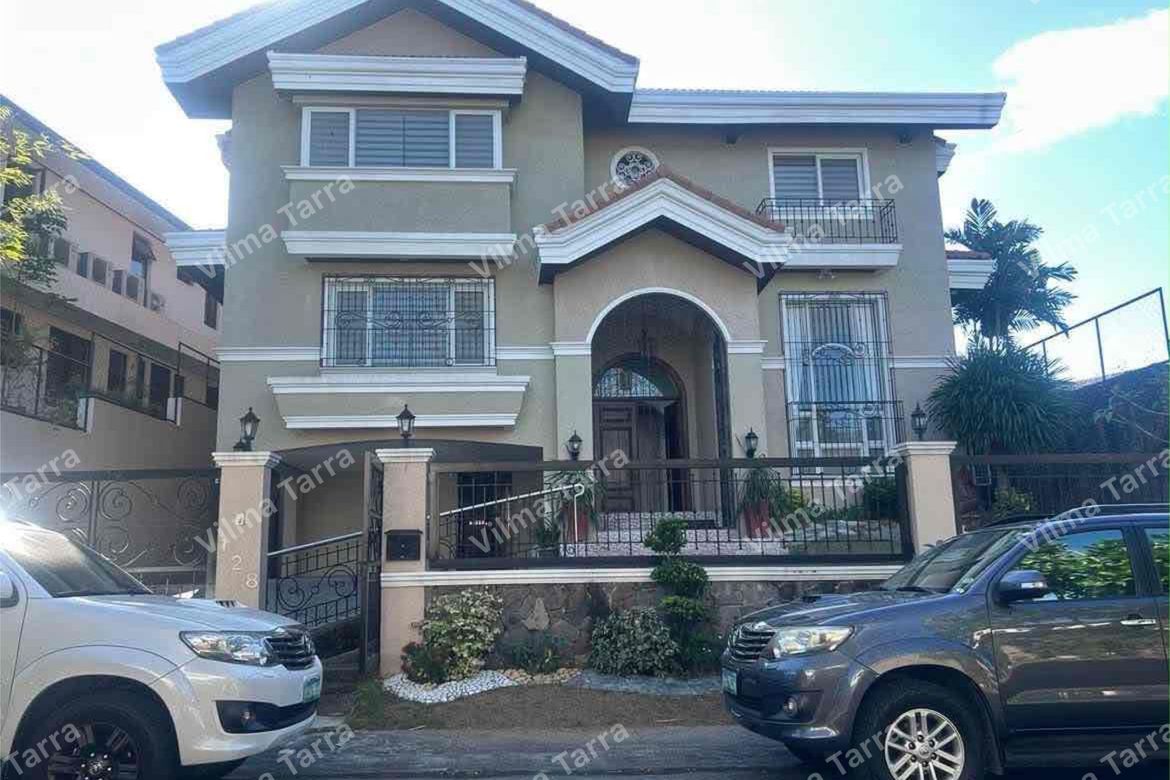 4 Bedroom House for Rent in Molino VII, Bacoor, Cavite