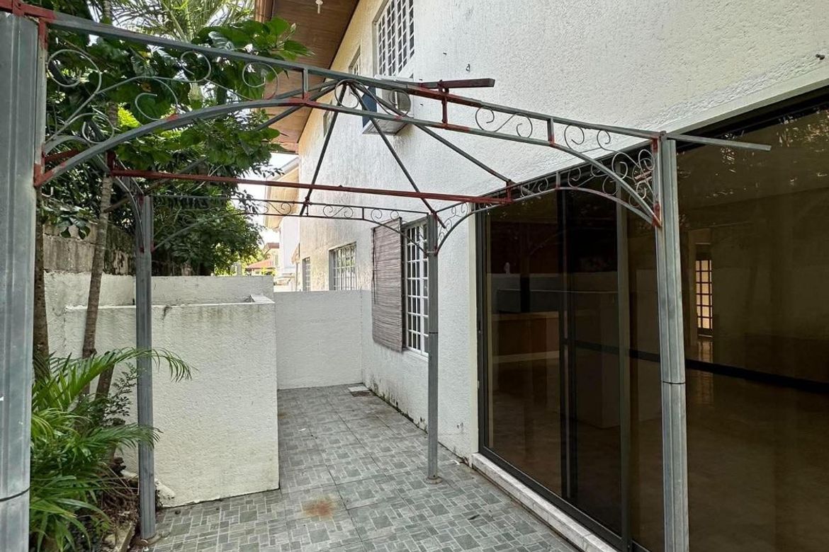 4 Bedroom House for Rent in New Alabang Village, Muntinlupa, Metro Manila photo 3