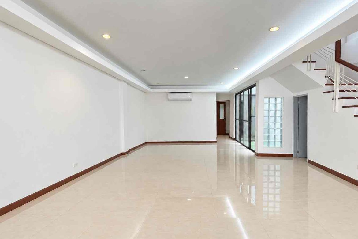 4 Bedroom House for Rent in Poblacion, Makati, Metro Manila