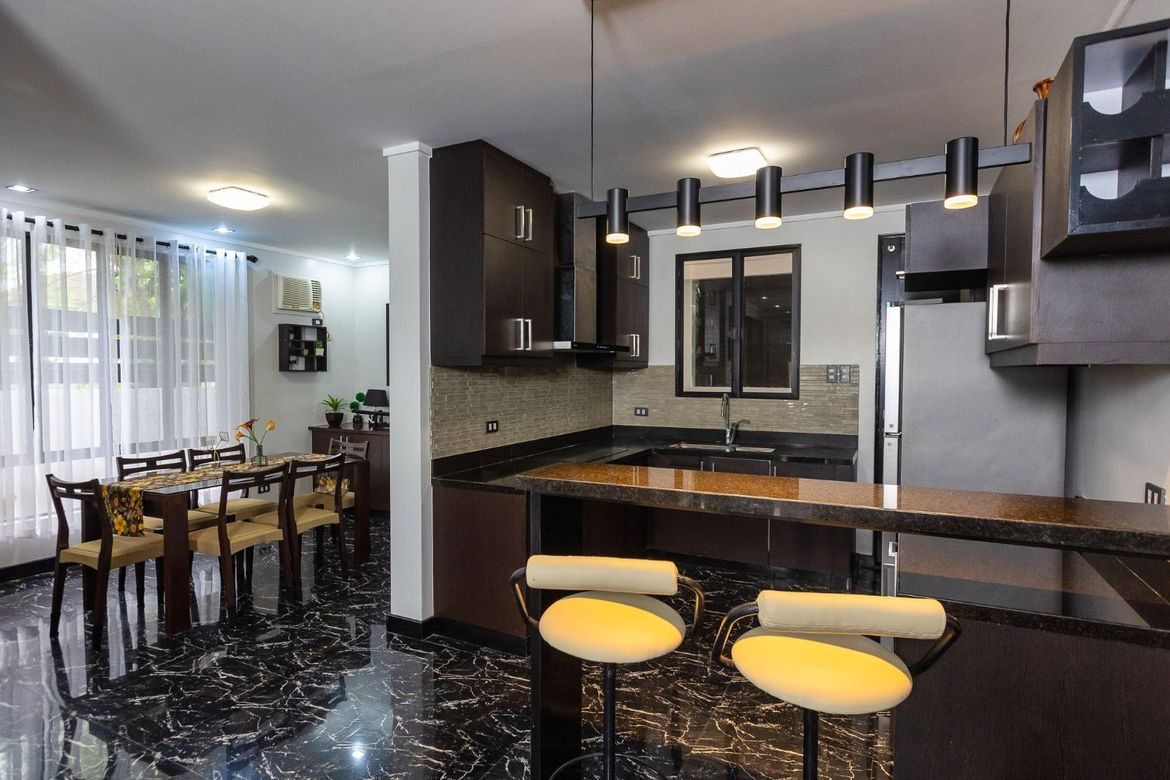 4 Bedroom House for Rent in Pramana Residential Park, Malitlit, Santa Rosa, Laguna