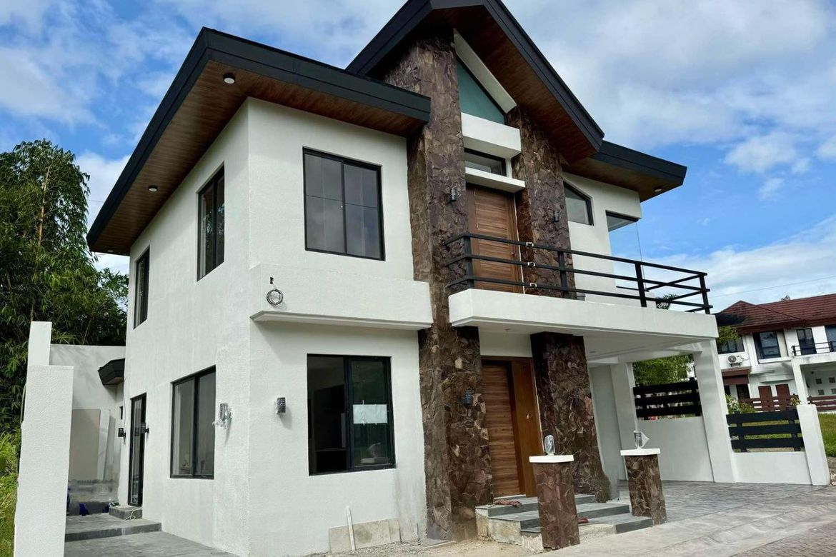 4 Bedroom House for Rent in Pramana Residential Park, Malitlit, Santa Rosa, Laguna photo 4