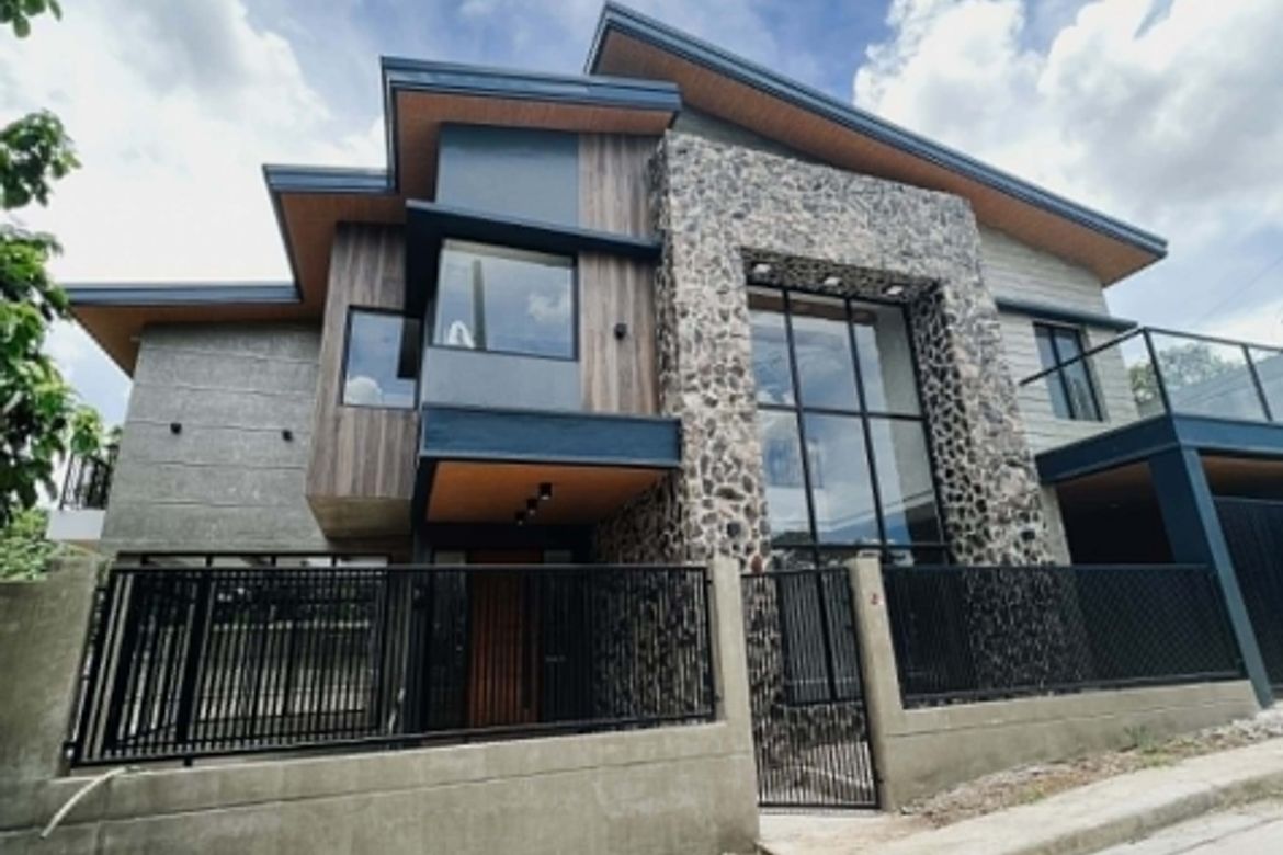 4 Bedroom House for Rent in San Juan, Cainta, Rizal