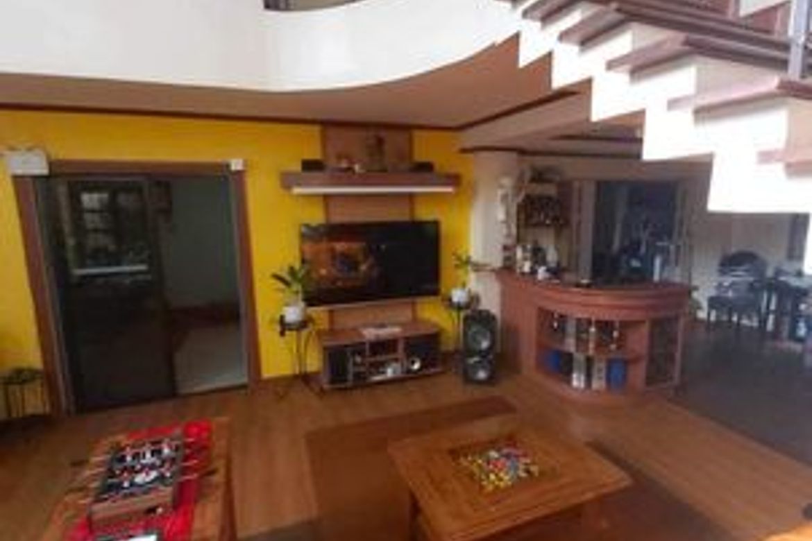 4 Bedroom House for Rent in San Miguel, Pasig, Metro Manila